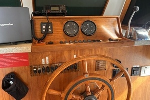 Dream Looper 39ft Mainship Yacht For Sale