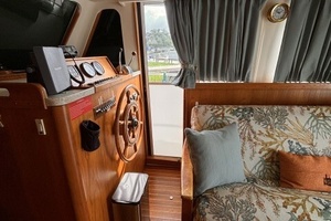 Dream Looper 39ft Mainship Yacht For Sale