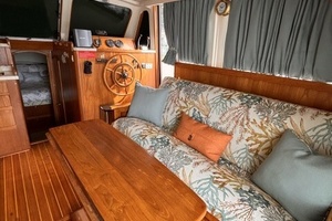 Dream Looper 39ft Mainship Yacht For Sale