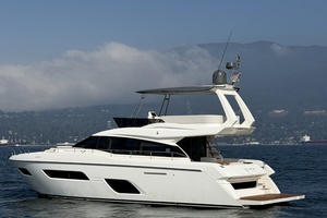 57FT (17.37M) FERRETTI YACHTS