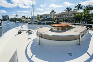 BELLA LISA 100ft Ocean Alexander Yacht For Sale