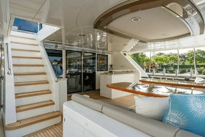 BELLA LISA 100ft Ocean Alexander Yacht For Sale
