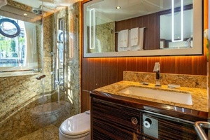 BELLA LISA 100ft Ocean Alexander Yacht For Sale