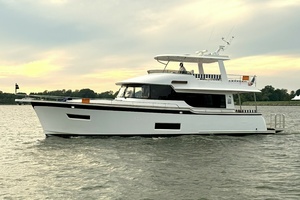 SUMMIT 54 yacht for sale