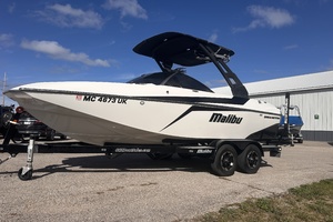 21ft Malibu Yacht For Sale
