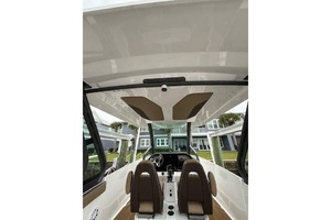 28ft Monterey Yacht For Sale
