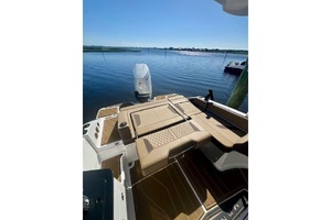 28ft Monterey Yacht For Sale