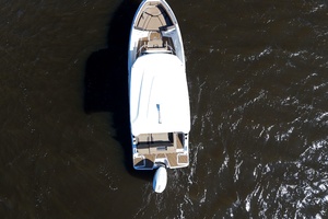 28ft Monterey Yacht For Sale
