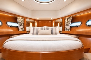 62ft Horizon Yacht For Sale