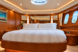 62ft Horizon Yacht For Sale