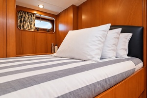 62ft Horizon Yacht For Sale