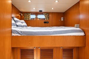 62ft Horizon Yacht For Sale
