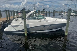 Shannonigans 33ft Rinker Yacht For Sale