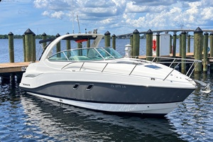 Shannonigans 33ft Rinker Yacht For Sale