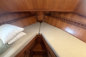 43ft Albin Yacht For Sale