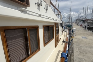 43ft Albin Yacht For Sale