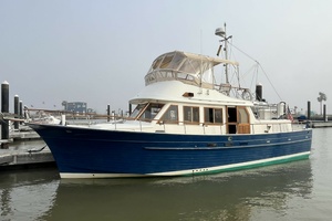 43ft Albin Yacht For Sale