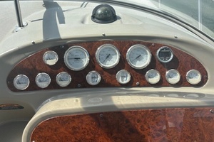 Pourhouse 32ft Bayliner Yacht For Sale
