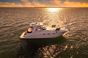 Compromise 40ft Rinker Yacht For Sale