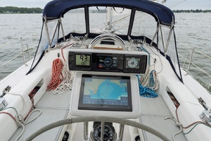 Water Colors 38ft Catalina Yacht For Sale