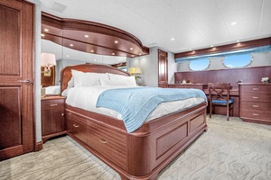 85 Pacific Mariner CABANA