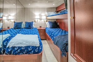 85 Pacific Mariner CABANA