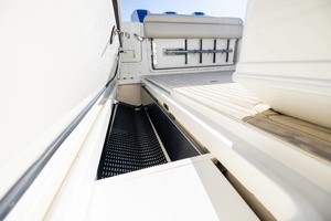 37FT (11.43M) BOSTON WHALER