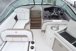 33ft Regal Yacht For Sale