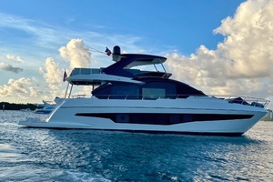ASCENDO Worth Avenue Yachts