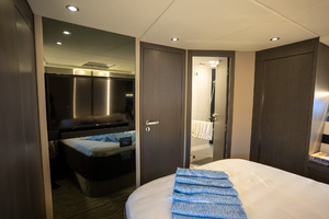 60FT (18.29M) AZIMUT