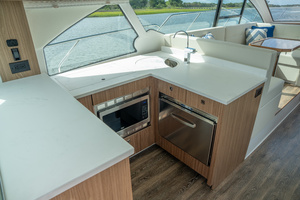 50ft Cruisers Yachts Yacht For Sale