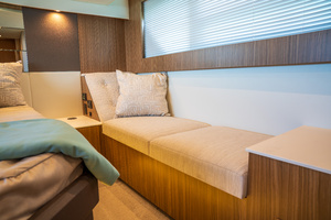 50ft Cruisers Yachts Yacht For Sale