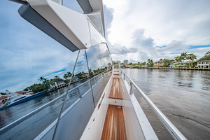 70FT (21.34M) AZIMUT
