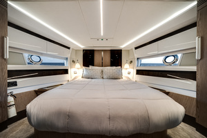 70FT (21.34M) AZIMUT
