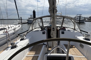 Island Flyer 40ft Wauquiez Yacht For Sale