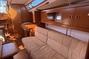 Island Flyer 40ft Wauquiez Yacht For Sale