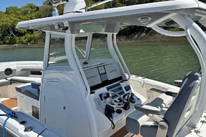 Adventure 32ft Tidewater Yacht For Sale