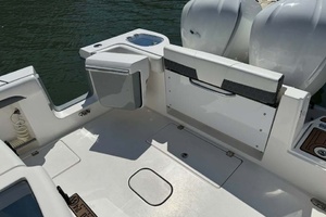 Adventure 32ft Tidewater Yacht For Sale