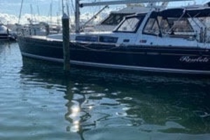 Resolute 50ft Beneteau Yacht For Sale