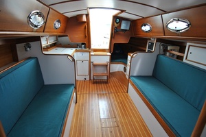 Salon Aft View