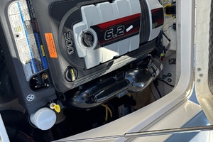 24ft Chaparral Yacht For Sale