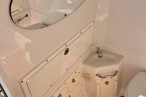 32ft Edgewater Yacht For Sale