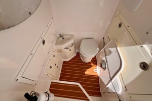 32ft Edgewater Yacht For Sale