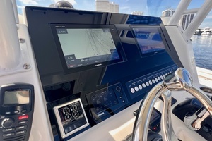 32ft Edgewater Yacht For Sale