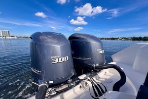 32ft Edgewater Yacht For Sale