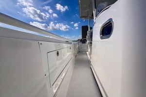 32ft Edgewater Yacht For Sale