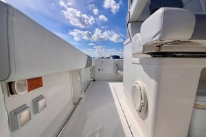 32ft Edgewater Yacht For Sale