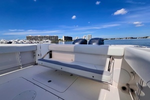 32ft Edgewater Yacht For Sale