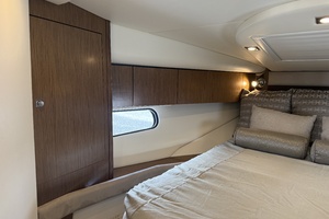 35ft Cruisers Yachts Yacht For Sale
