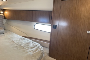 35ft Cruisers Yachts Yacht For Sale